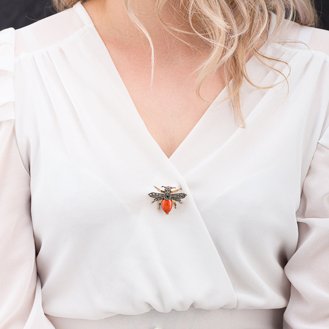 Spilla Insetto con in Oro, Corallo e Diamanti | Riproduzione modello fine '800
