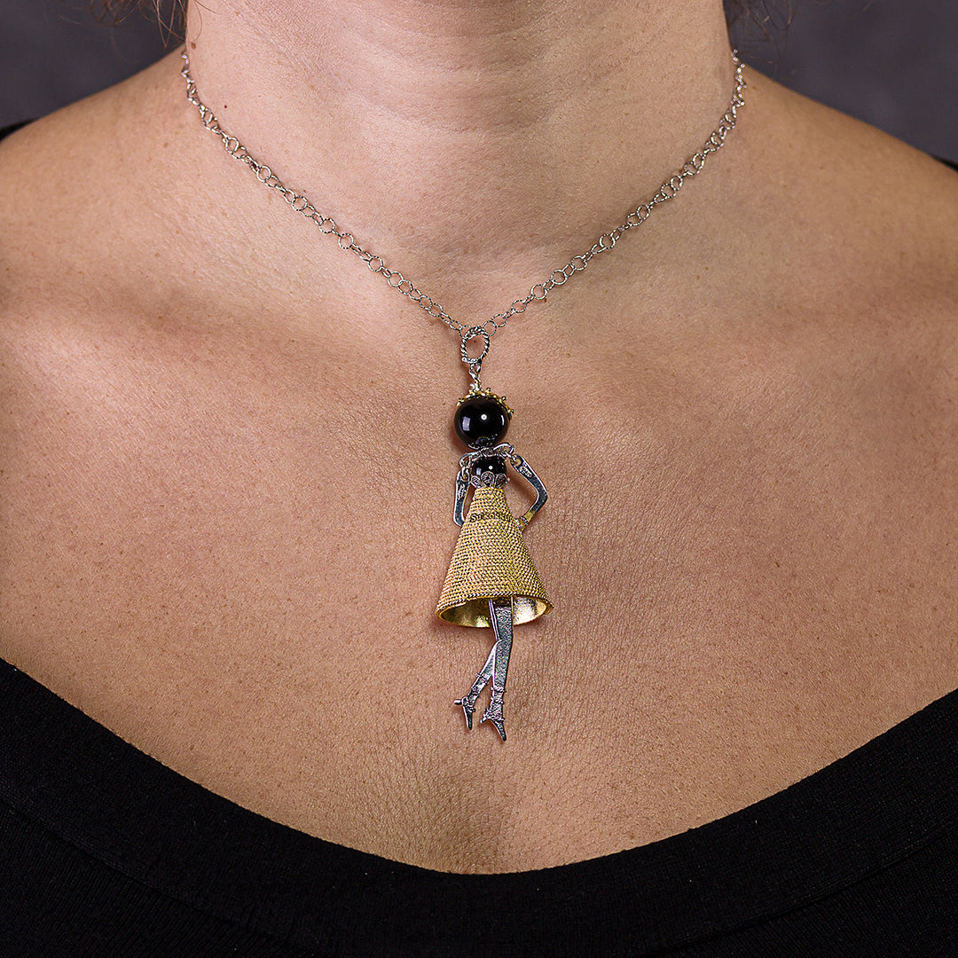 Ciondolo "Su Coccu" con bambuledda | Artigianato Sardo