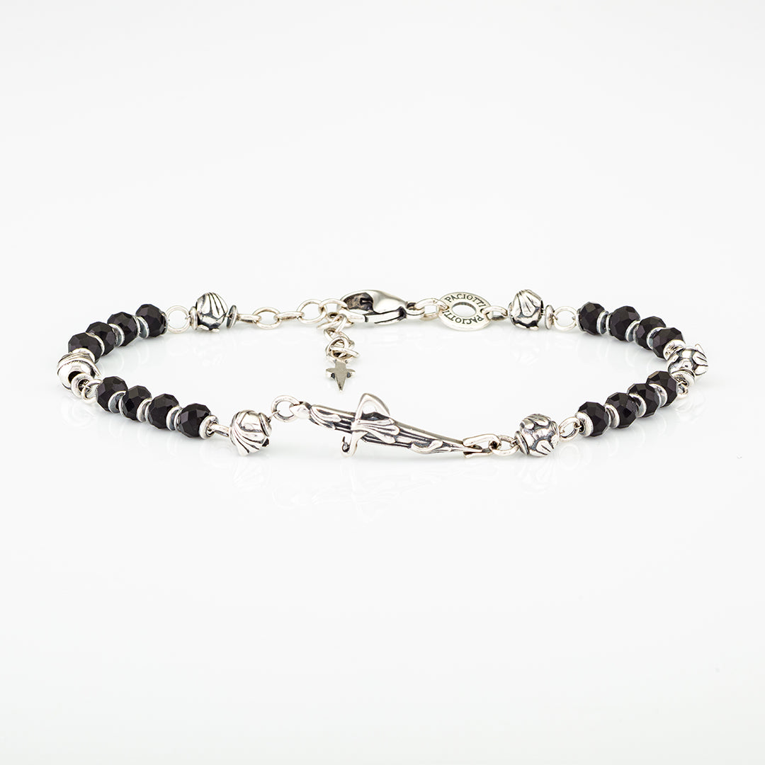 Bracciale in argento brunito con perle nere sfaccettate | Cesare Paciotti