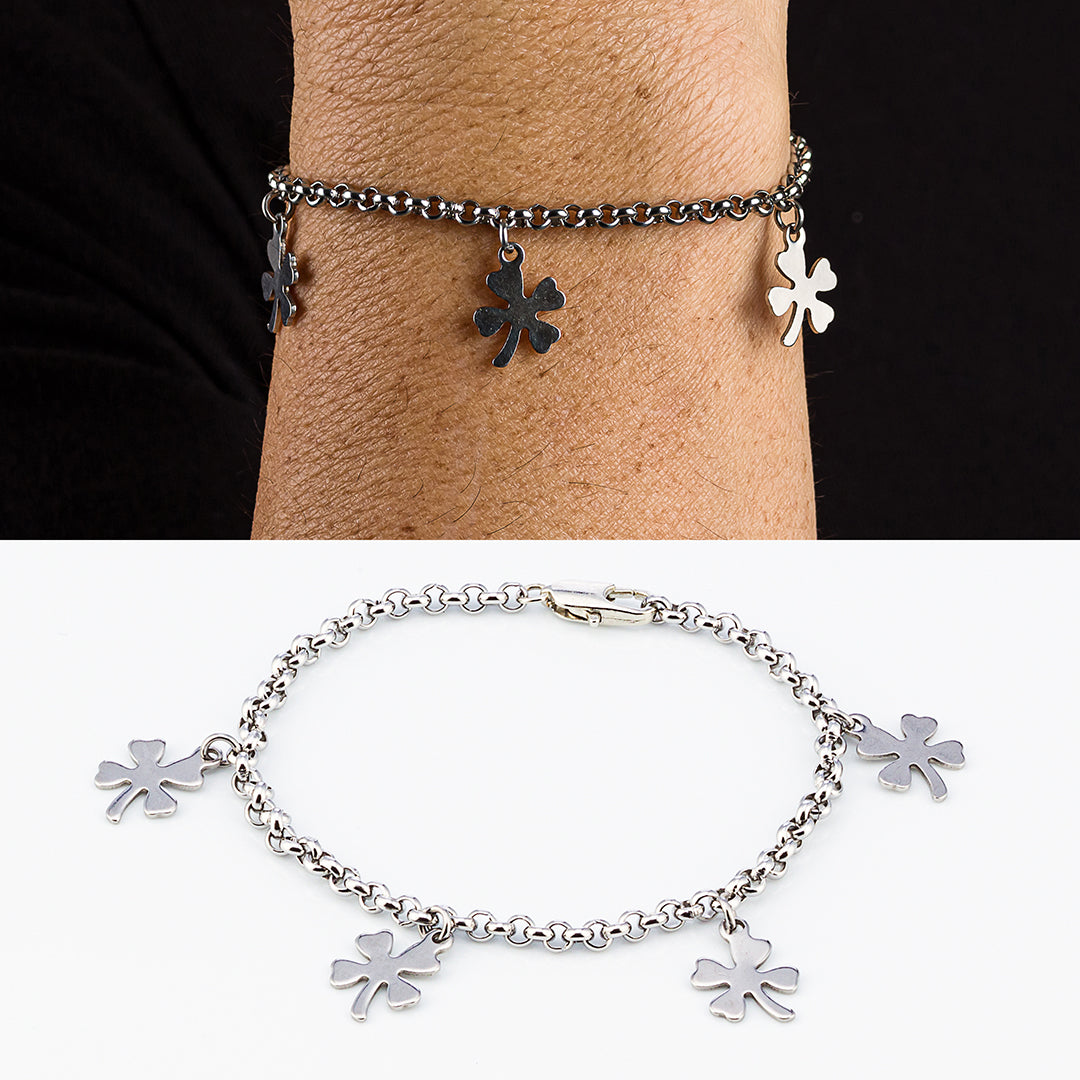 Bracciale in argento con pendenti quadrifoglio