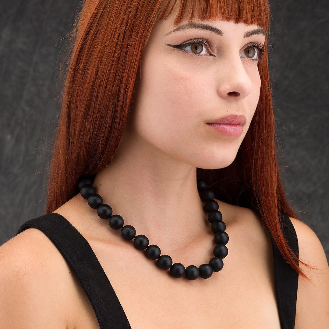 Collana in Onice Nera Satinata
