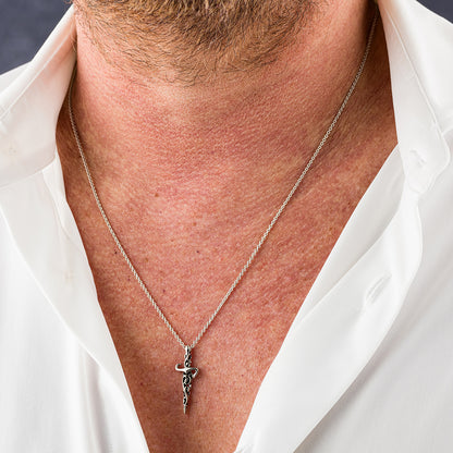 Collana in argento rodiato con pendente pugnale gotico | Cesare Paciotti