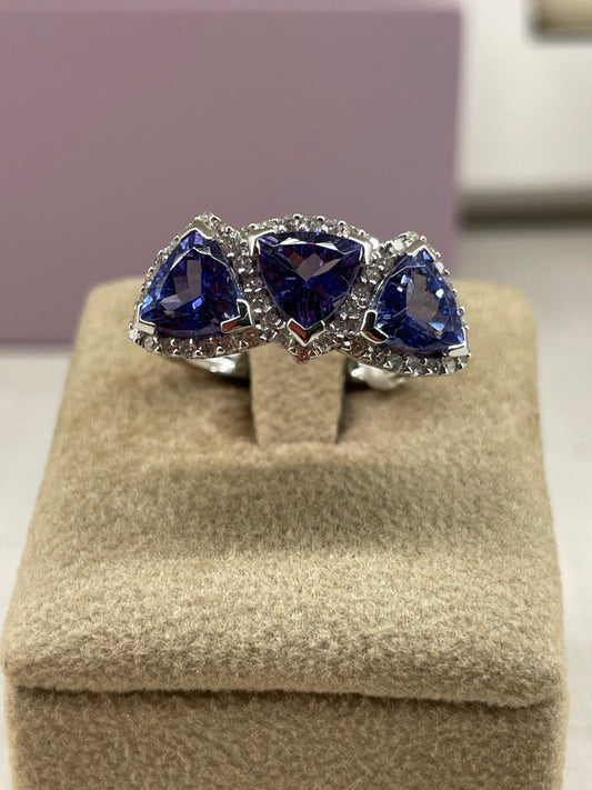 Anello Trilogy in Oro Bianco, Tanzanite e Diamanti